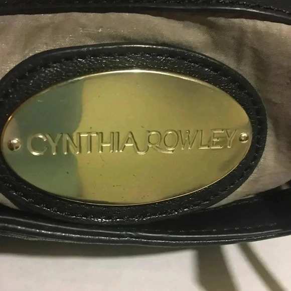 Authentic Cynthia Rowley Black leather handbag - Picture 8 of 8